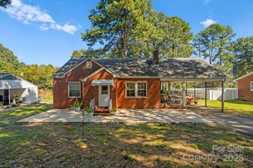 1222 E Park Dr, Gastonia, NC, 28054-4647 | Card Image