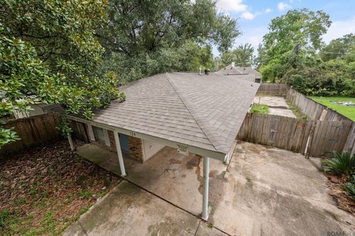 124 Sherry Dr, Hammond, LA, 70401-1245 | Card Image