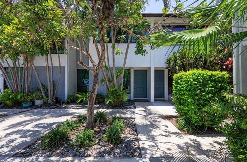 13c-3900 Ne 18th Ave, Oakland Park, FL, 33334-5400 | Card Image
