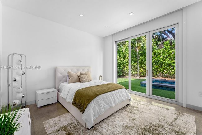 10620 Sw 74 Th Ave, House other with 6 bedrooms, 5 bathrooms and null parking in Pinecrest FL | Image 16