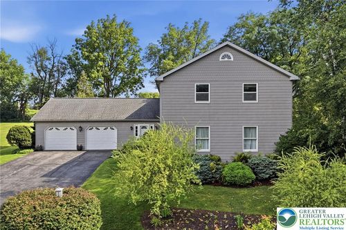 870 Wafford Ln, Bethlehem, PA, 18017-3876 | Card Image