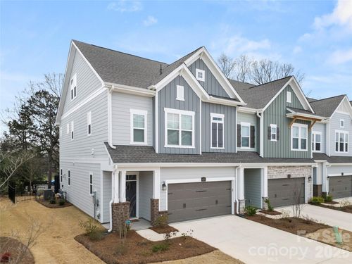 9021 Charles Francis Ln, Cornelius, NC, 28031-0509 | Card Image