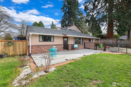 20604 4th Ave S, Des Moines, WA, 98198-2871 | Card Image