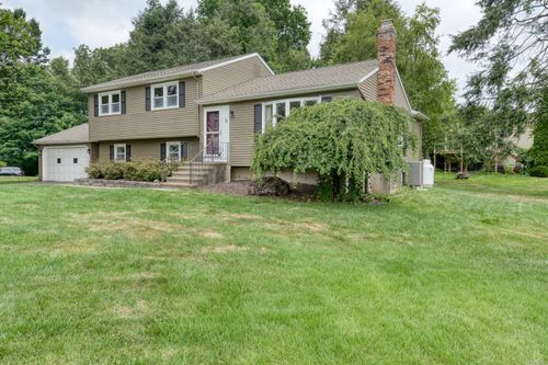 18 Black Birch Rd, Plainville, CT, 06062-1836 | Card Image