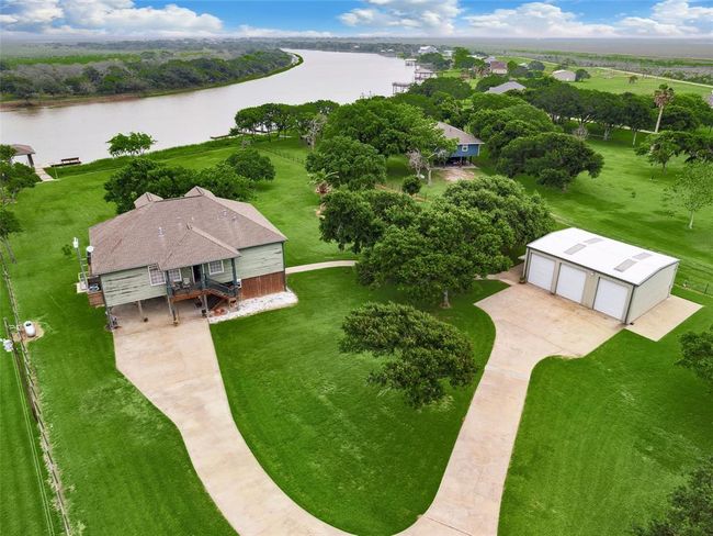 1097 County Road 631a Drive, House other with 3 bedrooms, 3 bathrooms and null parking in Brazoria TX | Image 24