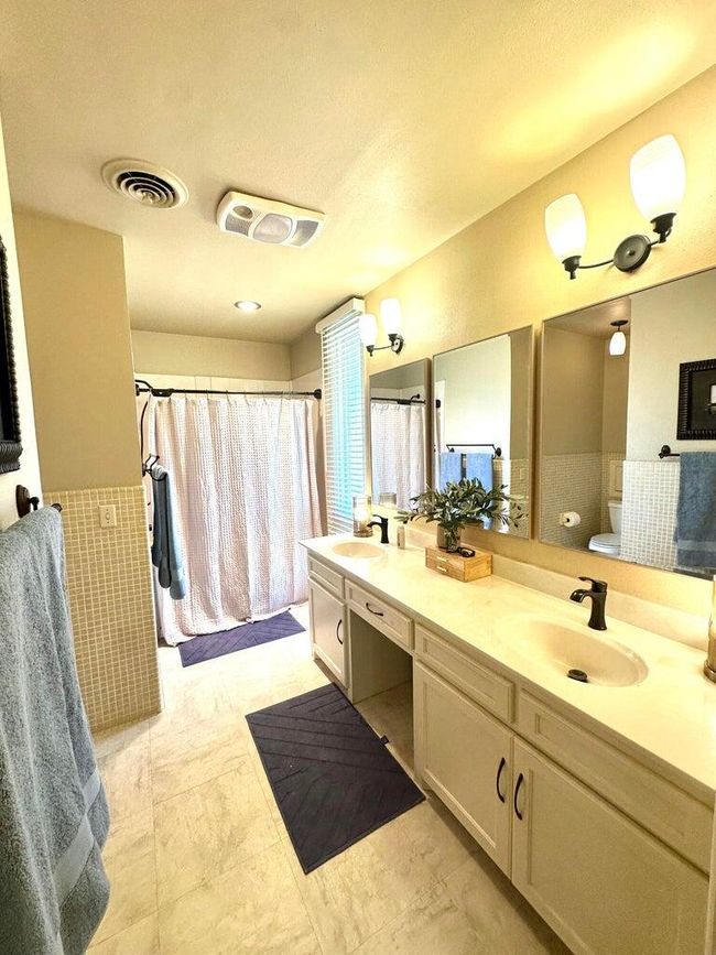 1408 Borger St, House other with 5 bedrooms, 4 bathrooms and null parking in Plainview TX | Image 24
