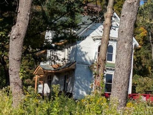 24 Reed Rd, North Salem, NY, 10560-2523 | Card Image