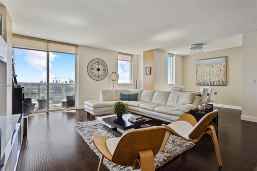 apt-1803-244 Biscayne Blvd, Miami, FL, 33132-2331 | Card Image