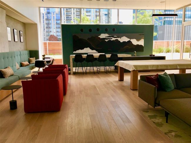 Building lobby with expansive windows | Image 26