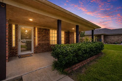 219 Southpeak Ln, Ponder, TX, 76259-6016 | Card Image