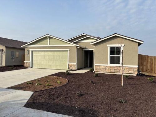 2948 Bay Hill Dr, Tulare, CA, 93274-3088 | Card Image
