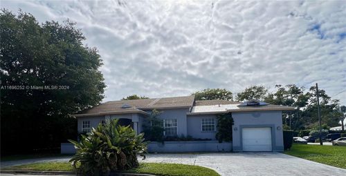 424 90th St, Surfside, FL, 33154 | Card Image