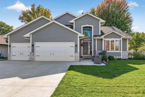10007 Hidden Oaks Ln N, Champlin, MN, 55316-3048 | Card Image