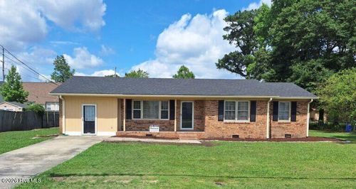 2814 Church St, Winterville, NC, 28590-8002 | Card Image