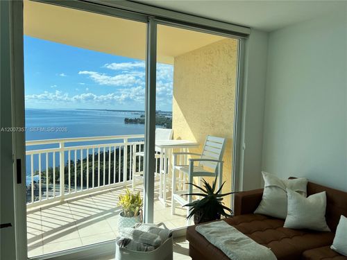 2207-2475 Brickell Ave, Miami, FL, 33129-2483 | Card Image