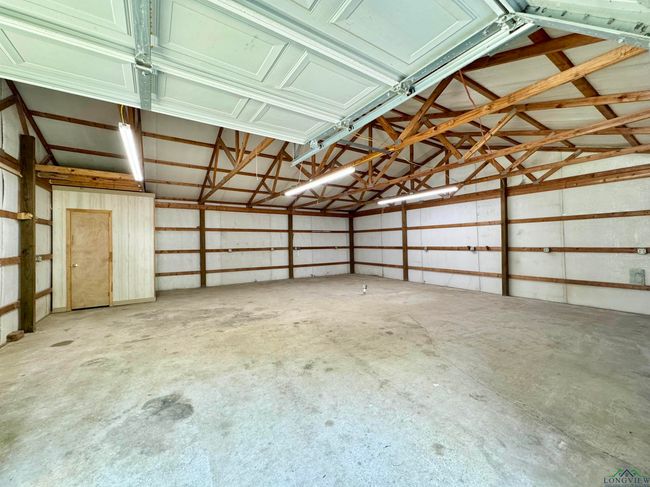 308 N Dogwood St, House other with 2 bedrooms, 2 bathrooms and null parking in Ore City TX | Image 24