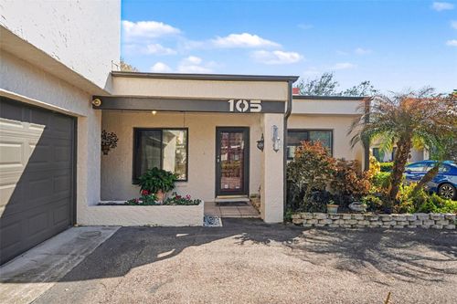 105 Dorado Ct, PLANT CITY, FL, 33566-6720 | Card Image