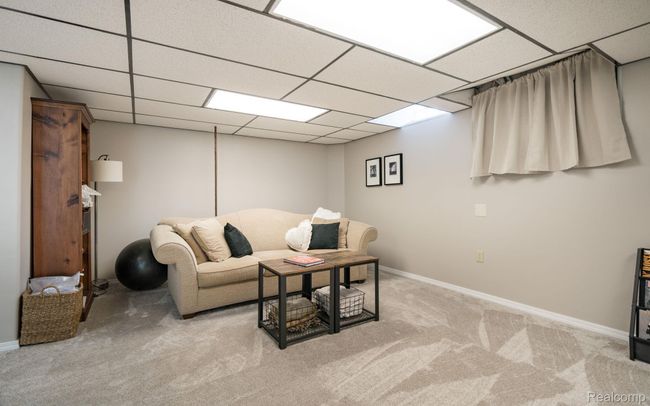 38-web-or-mls-4096 Villager Dr-38.jpg | Image 33