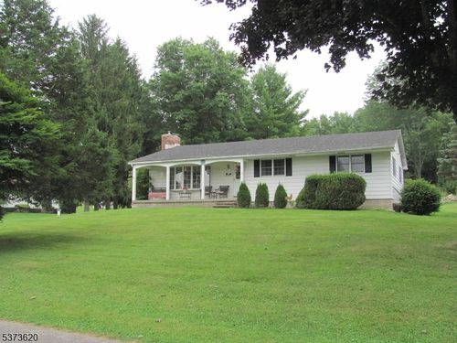 12 Coss Ln, Montague, NJ, 07827-3400 | Card Image