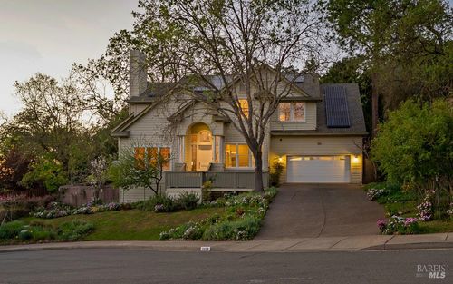 2029 Park Vista Ct, Santa Rosa, CA, 95405-5511 | Card Image