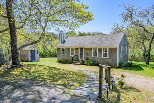 66 Snow Ln, Chatham, MA, 02633-1834 | Card Image