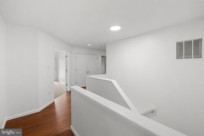 8924 Cross Chase Cir, House other with 4 bedrooms, 5 bathrooms and null parking in LORTON VA | Image 47