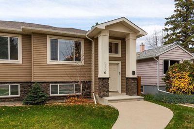 1116 13 St S, Home with 3 bedrooms, 1 bathrooms and 2 parking in Lethbridge AB | Image 2