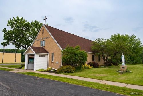 5875 Ellicott Street Rd, East Bethany, NY, 14054-9795 | Card Image