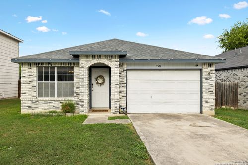 3506 Candleglenn, San Antonio, TX, 78244-2115 | Card Image