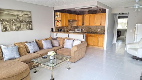 5 Newport A, Deerfield Beach, FL, 33442-2636 | Card Image