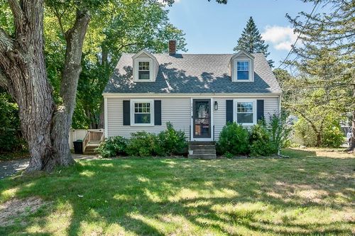 143 Prospect St, Ashland, MA, 01721-2266 | Card Image