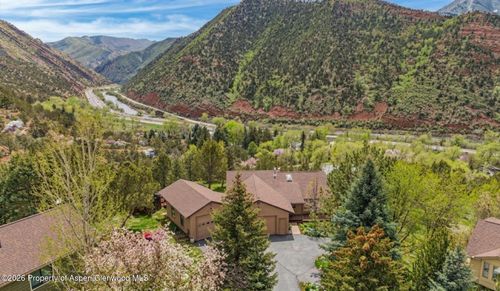 570 Canyon Creek Dr, Glenwood Springs, CO, 81601-9725 | Card Image