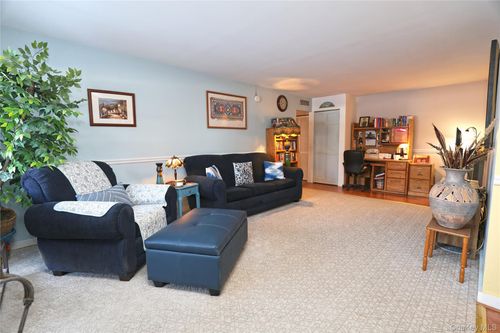 81-81 Sterling St, Beacon, NY, 12508-1450 | Card Image