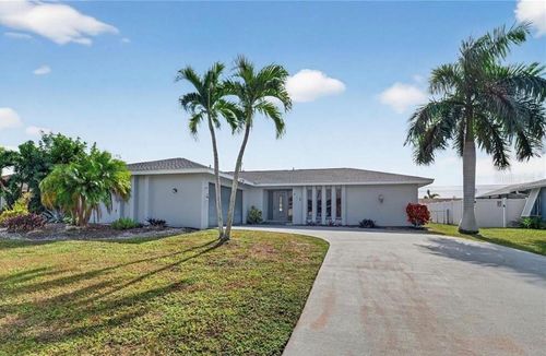918 Se 35th St, Cape Coral, FL, 33904-4779 | Card Image