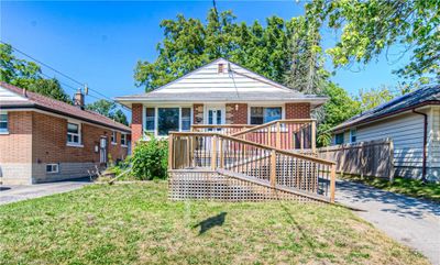 178 Glen Rd, House other with 4 bedrooms, 2 bathrooms and 4 parking in Kitchener ON | Image 1