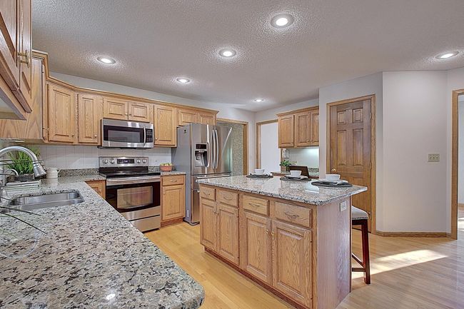 Kitchen (view 5 of 5) | Image 9