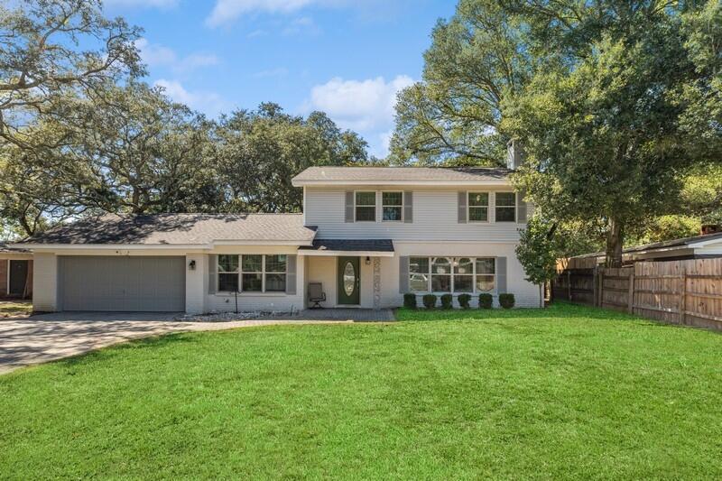 Plymouth Ave, Fort Walton Beach, FL 32547