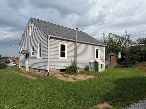 210 S 16th St, Coshocton, OH, 43812-1863 | Card Image