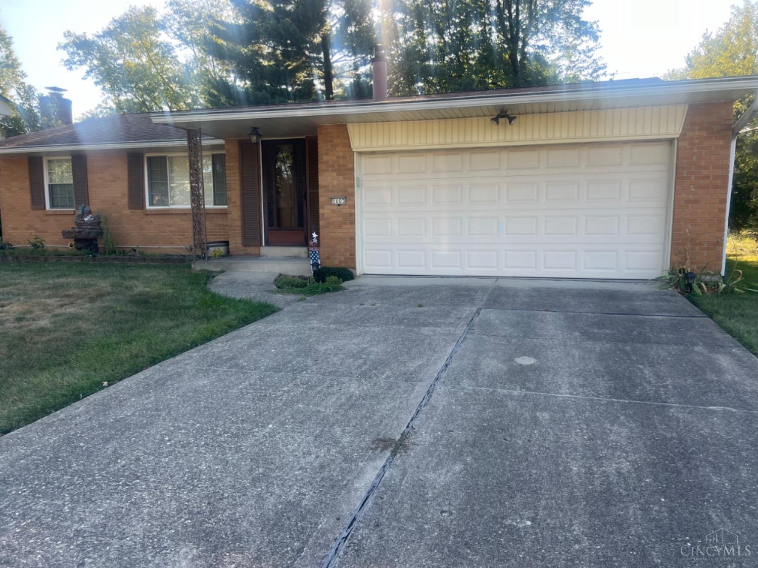 Laval Dr, Cincinnati, OH 45255