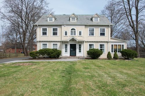 128 Bloomfield Ave, Hartford, CT, 06105-1009 | Card Image
