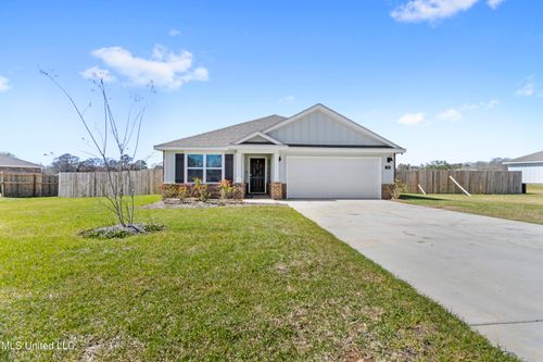 196 Mill St, Lucedale, MS, 39452-6120 | Card Image