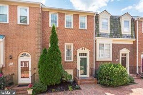 2721 Franklin Ct, ALEXANDRIA, VA, 22302-3020 | Card Image