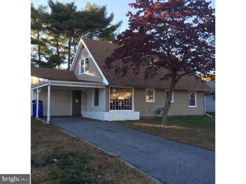 15 Blueberry Ln, Willingboro, NJ, 08046-1514 | Card Image
