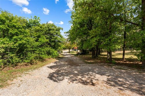 2300 E Oak Ln, Guthrie, OK, 73044-9257 | Card Image