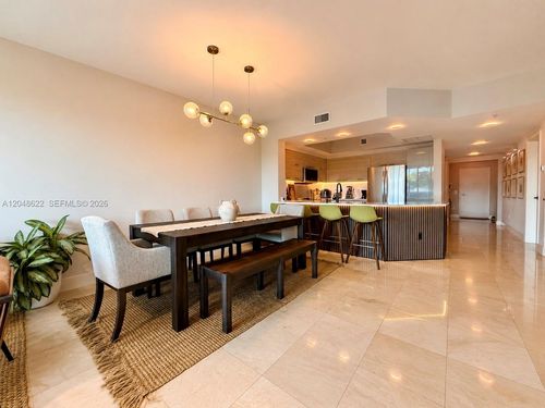 303-15051 Royal Oaks Ln, North Miami, FL, 33181-2457 | Card Image