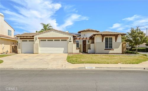21736 Protea Ct, Wildomar, CA, 92595 | Card Image
