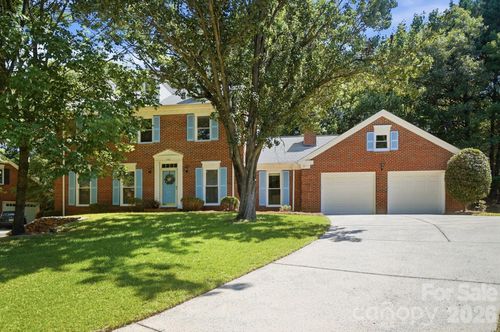730 Fredricksburg Rd, Matthews, NC, 28105-2653 | Card Image