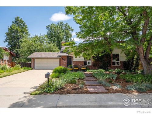 562 Blackhawk Rd, Boulder, CO, 80303-4008 | Card Image