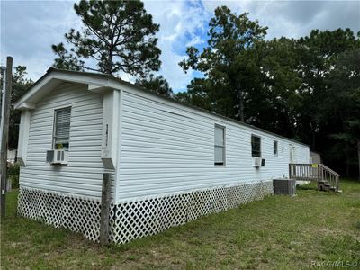 3411 S Kings Avenue, House other with 3 bedrooms, 2 bathrooms and null parking in Homosassa FL | Image 3