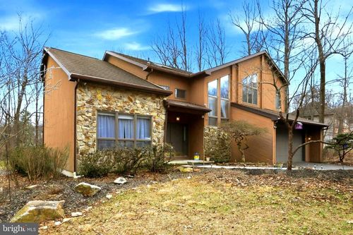 20 Highland Dr, FLEETWOOD, PA, 19522-9617 | Card Image